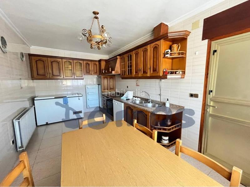 Foto 25acff37-7eec-4ca5-b02a-ec55aef2d8e0. Chalet mit heizung parking in Corgo (O)