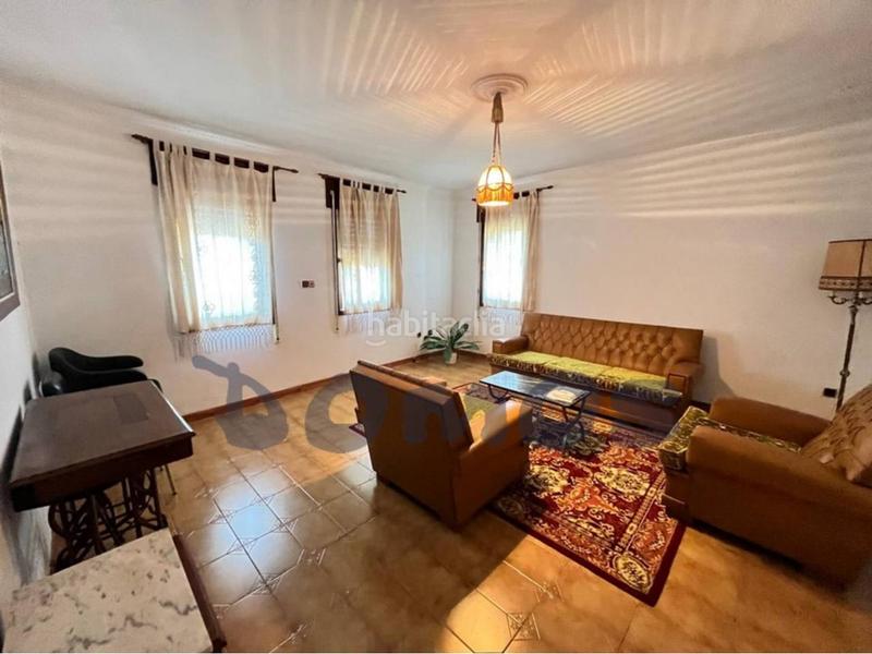 Foto 916f94d5-9063-4fba-abb8-85c039317570. Chalet mit heizung parking in Corgo (O)