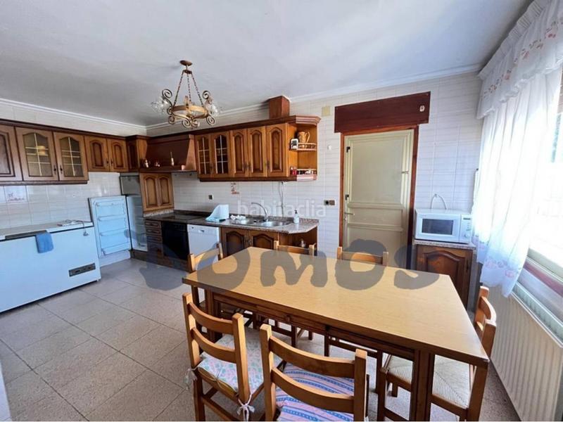 Foto f797c6a8-142c-490b-afc9-2bc70c3f8dcd. Chalet mit heizung parking in Corgo (O)