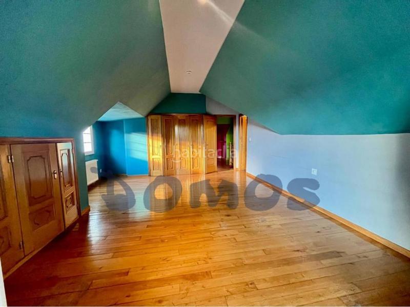 Foto 0b16763f-03a2-4100-9c2b-803bbbcb0a6e. Chalet with heating pool in Parroquias del Este Lugo