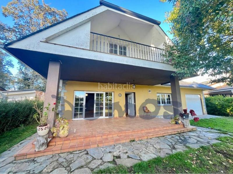 Foto 54588ac2-e453-451a-860f-42361396bdb9. Chalet with heating pool in Parroquias del Este Lugo