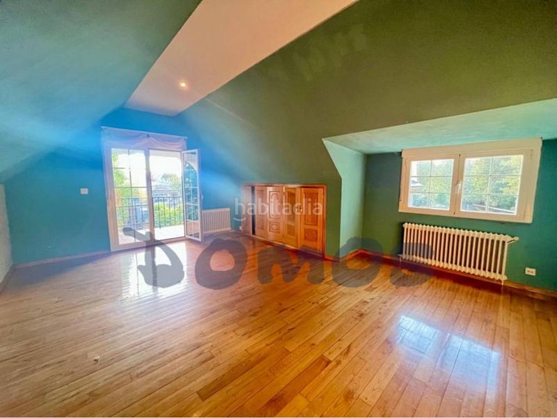 Foto e403dd85-b9a0-4036-b2e5-c7feda093de9. Chalet with heating pool in Parroquias del Este Lugo