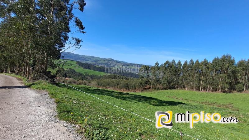 Foto 42f9bbbd-9b91-4c3a-b147-6c5e5a2d2759. Casa  con terreno en Voto