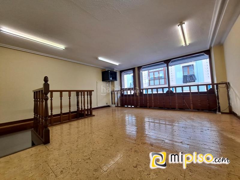 Foto 7bb886b4-79c8-4cf1-92f2-1ef8272a0bef. Lloguer local comercial a Santoña