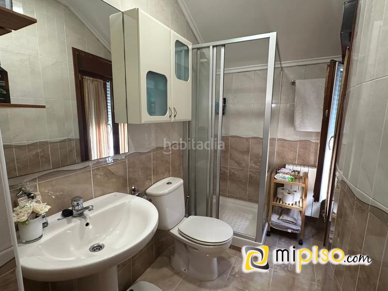 Foto 1241a0f8-fbd5-4476-af99-79bd6fb5007f. Dúplex inmobiliaria mipiso os presenta este maravilloso dúplex en el Centro , en una de las zonas más transitadas y con mucha vi en Laredo