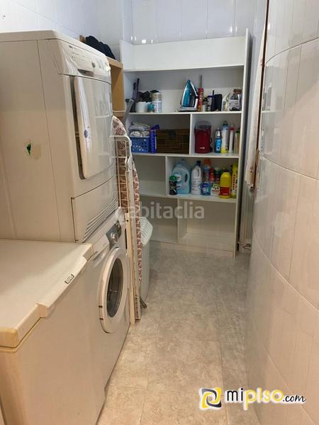 Foto 7d2d8bac-f43b-459e-b710-d83cc7889daf. Dúplex inmobiliaria mipiso os presenta este maravilloso dúplex en el Centro , en una de las zonas más transitadas y con mucha vi en Laredo