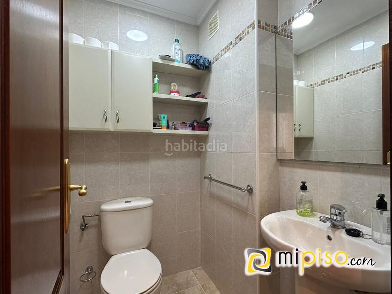 Foto 886184fe-f3fb-4f66-808b-bdc926f67e13. Dúplex inmobiliaria mipiso os presenta este maravilloso dúplex en el Centro , en una de las zonas más transitadas y con mucha vi en Laredo