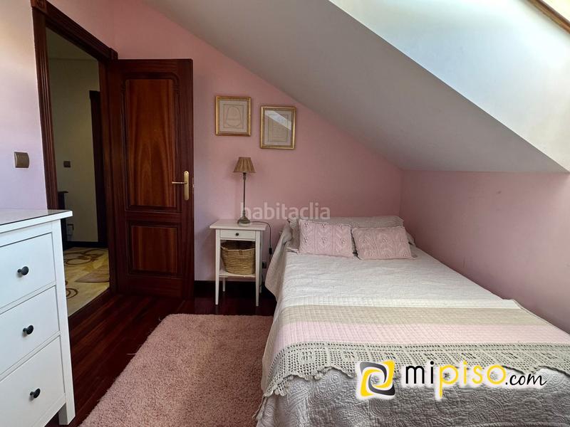 Foto d40530fa-70ab-4351-82c2-356d3d10930d. Dúplex inmobiliaria mipiso os presenta este maravilloso dúplex en el Centro , en una de las zonas más transitadas y con mucha vi en Laredo
