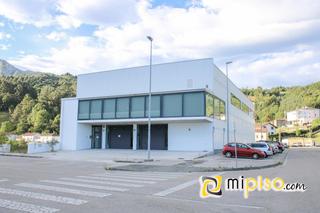 Nau industrial a Ramales de la Victoria. Desde inmobiliaria mipiso os presentamos esta magnífica nave ind