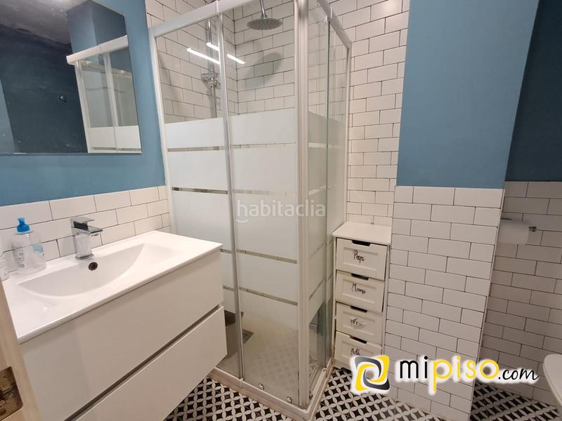 Foto a29d0f9d-9f6e-47c1-8fb9-e3f5841763eb. Piso desde inmobiliaria mipiso os presentamos este fantástico piso en pleno Centro de la villa marinera. ubicado en una zona inmejorabl en Laredo