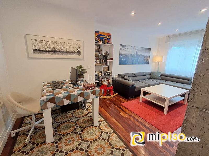 Foto af1bc834-e632-4abf-a86a-4ca14db7c058. Piso desde inmobiliaria mipiso os presentamos este fantástico piso en pleno Centro de la villa marinera. ubicado en una zona inmejorabl en Laredo