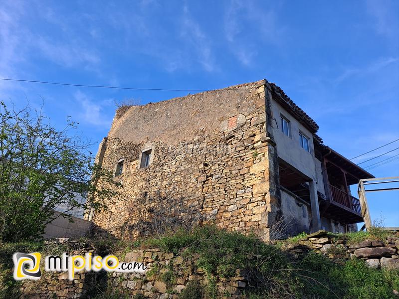 Foto 0e8b8ae1-ff29-4e43-86a0-05101ef05486. Mas dans Rasines