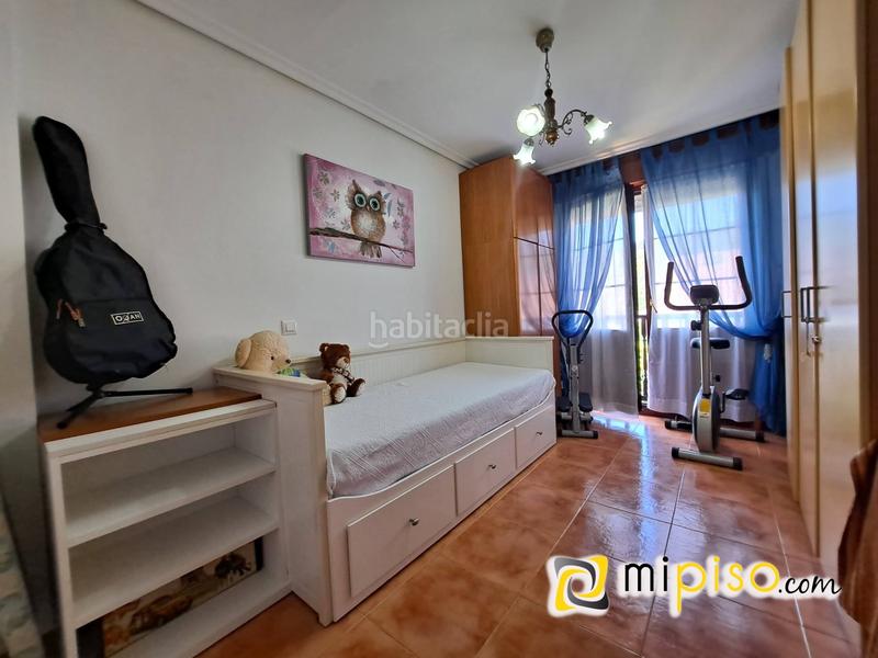 Foto 972e718b-1a84-42af-bf43-47b1eb608d6f. Chalet pareado cantabria les presentamos este pareado, ubicado en la localidad a pocos minutos de las playas de hel en Argoños