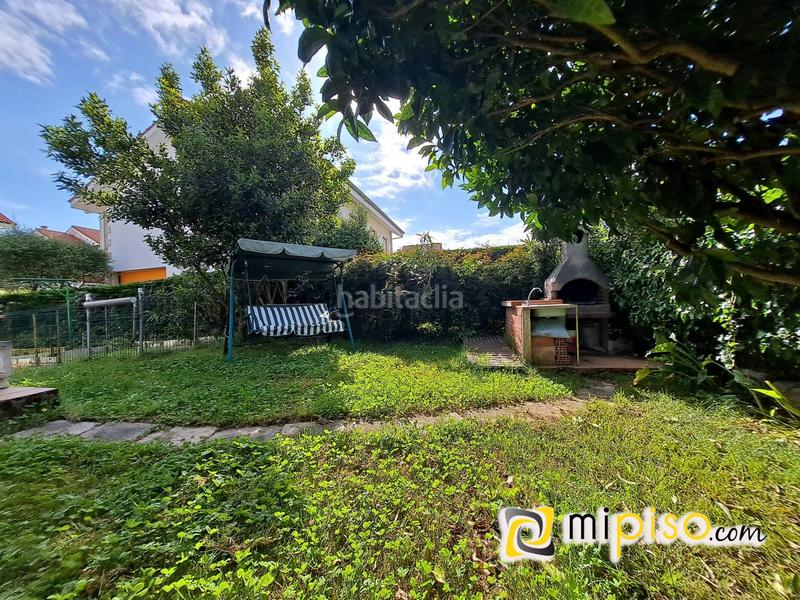 Foto e0e76ae4-f00a-4083-aef6-e66246b177a9. Chalet pareado cantabria les presentamos este pareado, ubicado en la localidad a pocos minutos de las playas de hel en Argoños