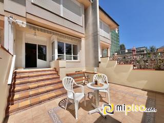 Maison jumelée à Zona Playa. Desde inmobiliaria mipiso os presentamos en exclusiva esta magní