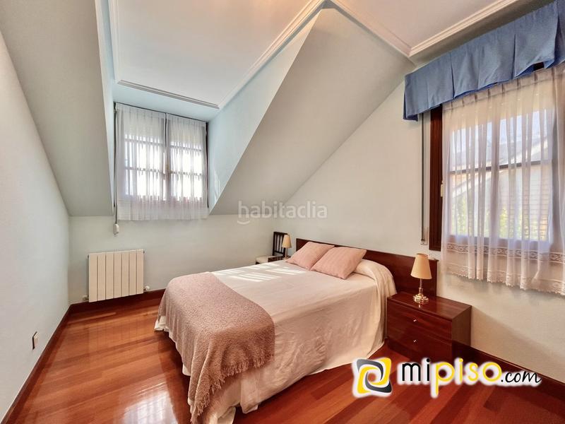 Foto 2dfc6832-b269-408f-9af8-0196745f935a. Chalet descubra esta maravillosa oportunidad de adquirir un chalet increíble en la encantadora localidad . este magnífico inmue en Argoños