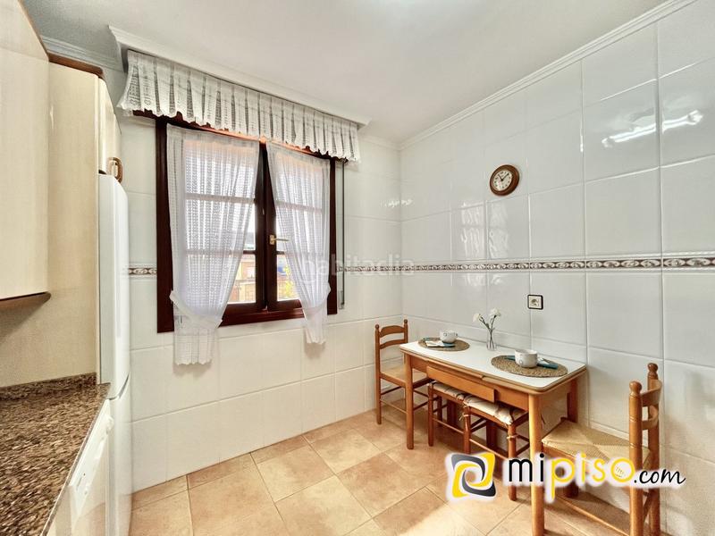 Foto f6732581-089b-4863-9f1b-3695b6aaeffb. Chalet descubra esta maravillosa oportunidad de adquirir un chalet increíble en la encantadora localidad . este magnífico inmue en Argoños