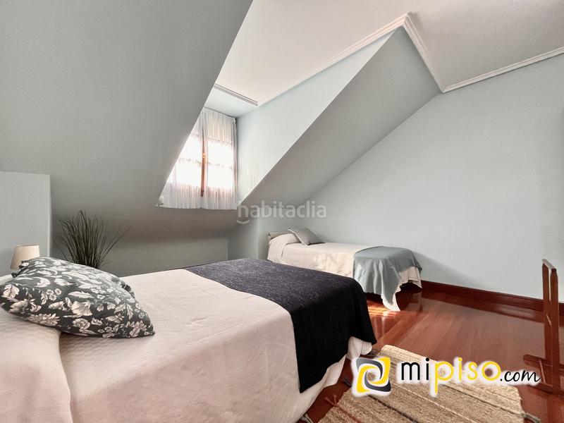 Foto fa779cd2-236d-467c-b0e5-6ed5fc9ec224. Chalet descubra esta maravillosa oportunidad de adquirir un chalet increíble en la encantadora localidad . este magnífico inmue en Argoños