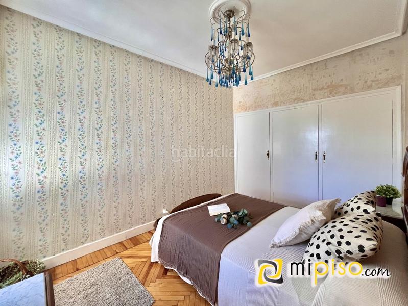 Foto 09c8abab-6120-4a6b-bd4a-f8d8c2be402f. Piso  amplio con vistas al mar en el Centro zona alamedasse vende amplio piso en una de las zonas más cotizadas de lared en Laredo