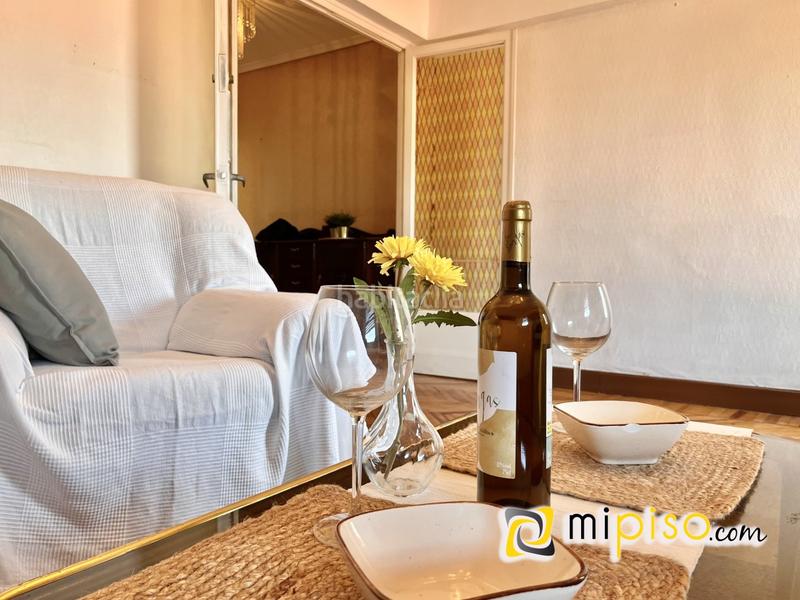 Foto 40528fb3-9185-4247-8d82-907cb269b8b2. Piso  amplio con vistas al mar en el Centro zona alamedasse vende amplio piso en una de las zonas más cotizadas de lared en Laredo