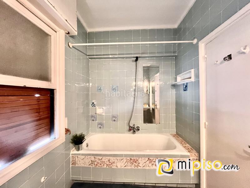 Foto 9f6981b4-2a5b-436e-8ce0-4fae4316fb66. Piso  amplio con vistas al mar en el Centro zona alamedasse vende amplio piso en una de las zonas más cotizadas de lared en Laredo
