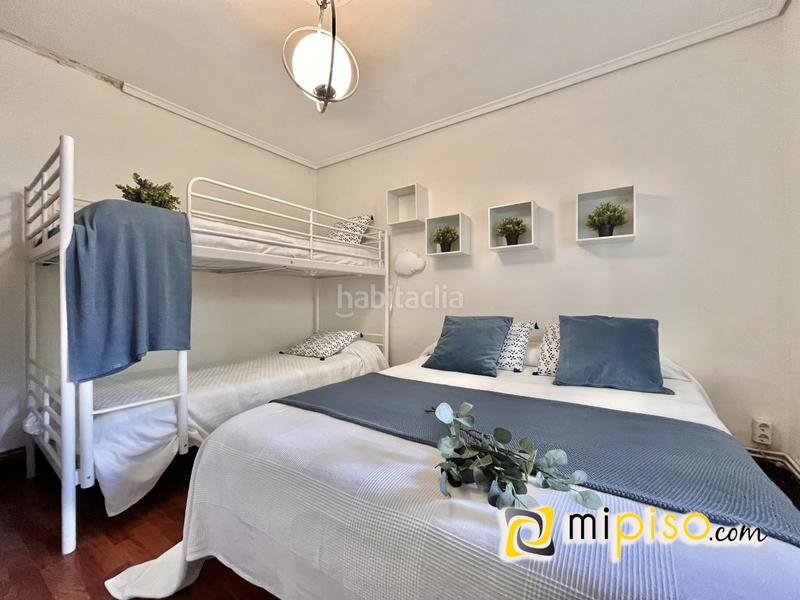 Foto c6a97d26-e43a-4ca4-b35e-0536b188ba15. Piso desde inmobiliaria mipiso les presentamos en exclusiva esta fantástica vivienda en segunda línea de playa en la preciosa localidad en Laredo