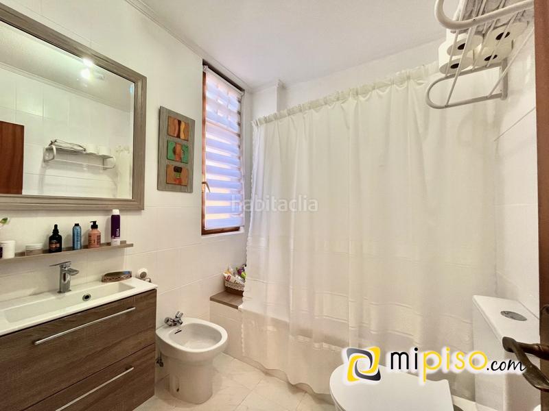 Foto b0e89d71-5ba7-4a46-b21b-62a936acafcf. Maison jumelée avec chauffage parking dans Zona Playa Laredo