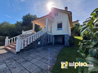 Chalet en Limpias. Desde inmobiliaria mipiso les presentamos este chalet individual