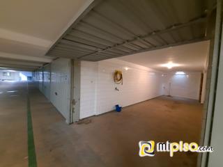 Lloguer Aparcament cotxe a Centro. Inmobiliaria mi piso les ofrece este estupendo garaje cerrado en