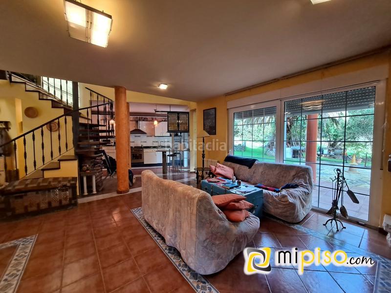 Foto 4ff3c9bc-6d9e-4023-b8e2-4a02d05a9128. Chalet desde inmobiliaria mipiso les presentamos este chalet independiente en venta en el barrio de llueva, en la zona . una vivie en Voto
