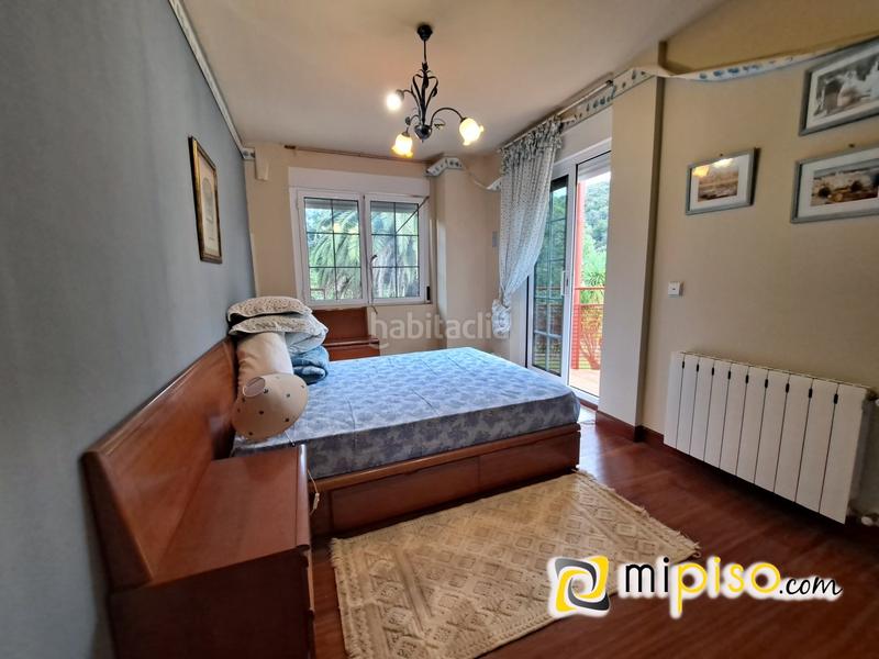 Foto 71e6a47d-a8c2-46e0-a737-705c5e5e3497. Chalet desde inmobiliaria mipiso les presentamos este chalet independiente en venta en el barrio de llueva, en la zona . una vivie en Voto