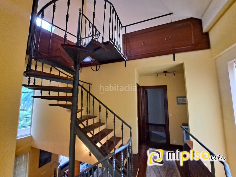 Foto a8bae2e6-81f4-472d-83e8-b71f520238eb. Chalet desde inmobiliaria mipiso les presentamos este chalet independiente en venta en el barrio de llueva, en la zona . una vivie en Voto