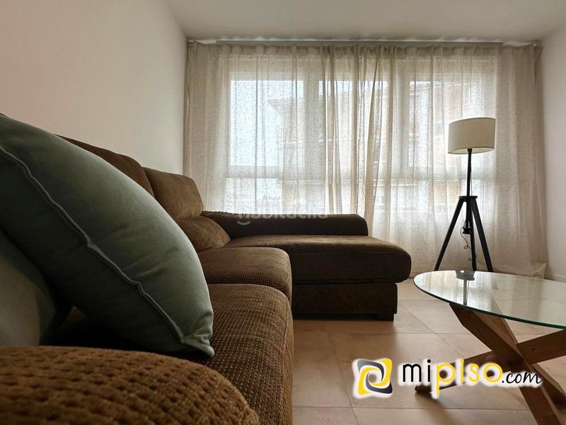 Foto 7117bf4c-7ccc-4854-8226-68e41b649279. Pis a Centro Laredo