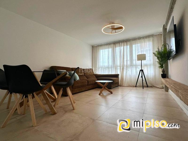 Foto b0af2d46-63d1-4d9b-ad7d-f848aed2f05f. Pis a Centro Laredo