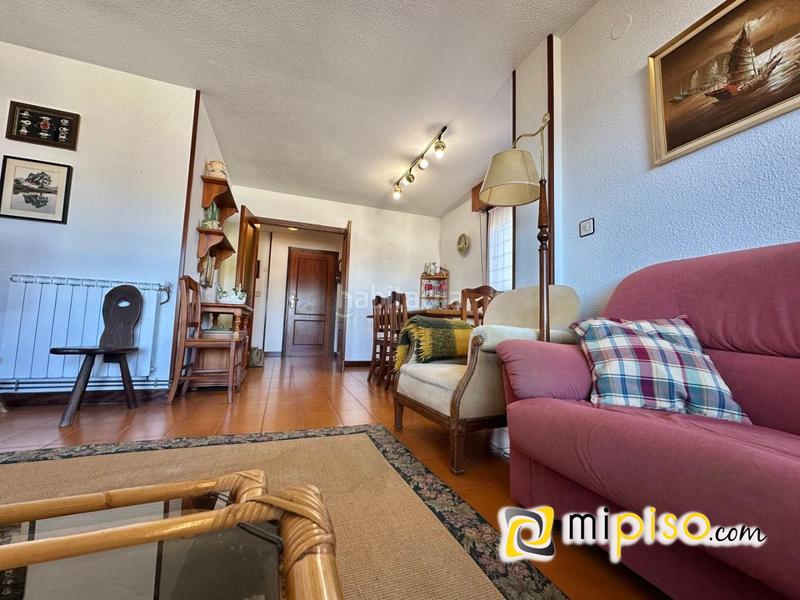 Foto 0e8d1c26-2c2f-466d-b279-6cc190fcca62. Pis amb calefacció a Zona Playa Laredo