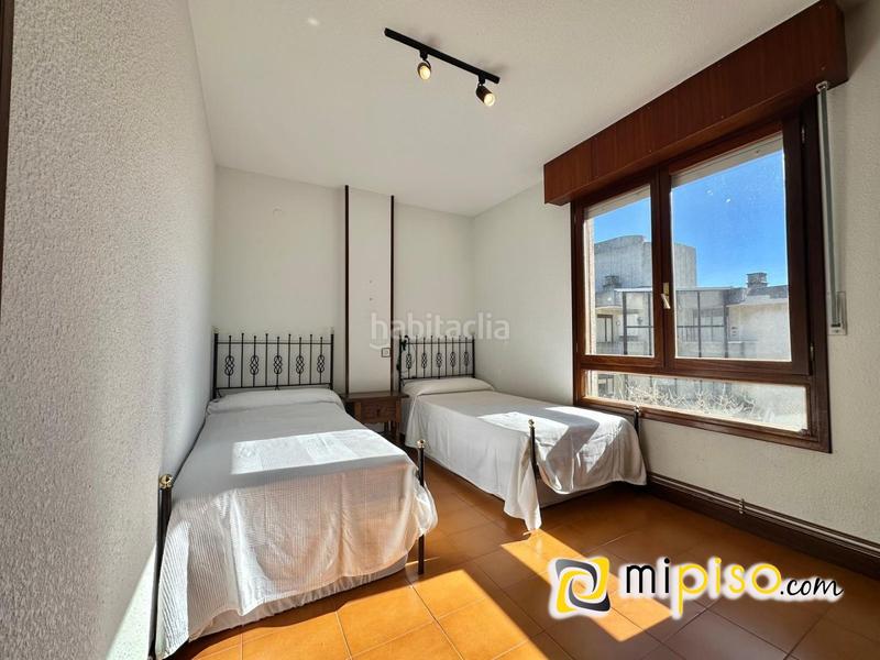 Foto 1efba437-2a06-49ae-bd59-95a0ed9fa926. Pis amb calefacció a Zona Playa Laredo