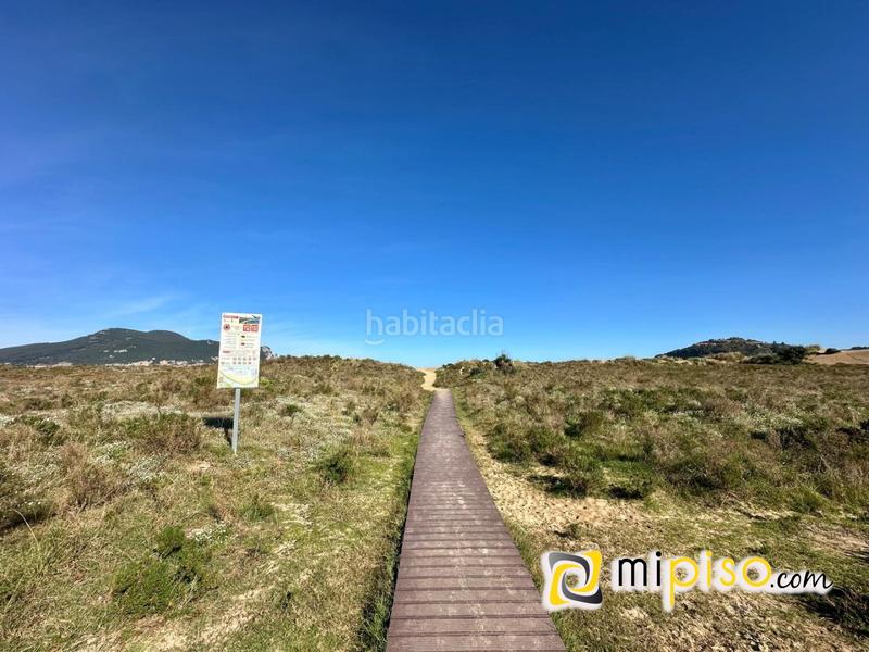 Foto 7972c8b0-2413-4284-8629-e1e82a6304e9. Pis amb calefacció a Zona Playa Laredo