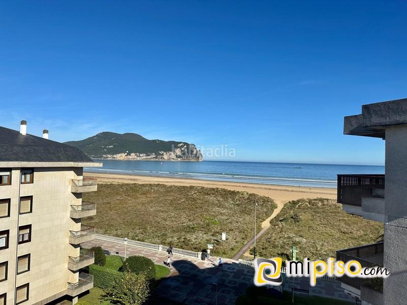 Foto da520fe1-68e5-4f3d-9a0c-6f445f2d9640. Pis amb calefacció a Zona Playa Laredo