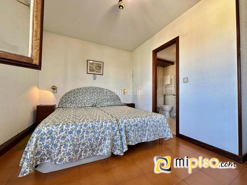 Foto e51ae2a0-eaa9-4cde-b6f2-887c9d378ac3. Pis amb calefacció a Zona Playa Laredo