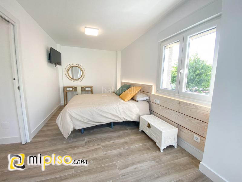 Foto 16d54971-1868-47eb-ae4e-cfda7666a3da. Pis a Zona Playa Laredo