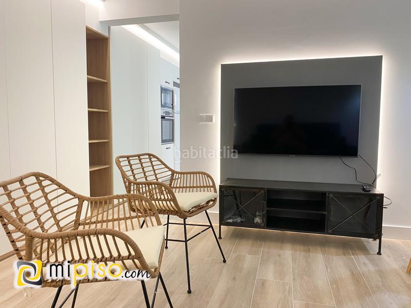 Foto 3cdd7ca4-ff10-4bd8-a75f-877b2e1a0c4c. Pis a Zona Playa Laredo