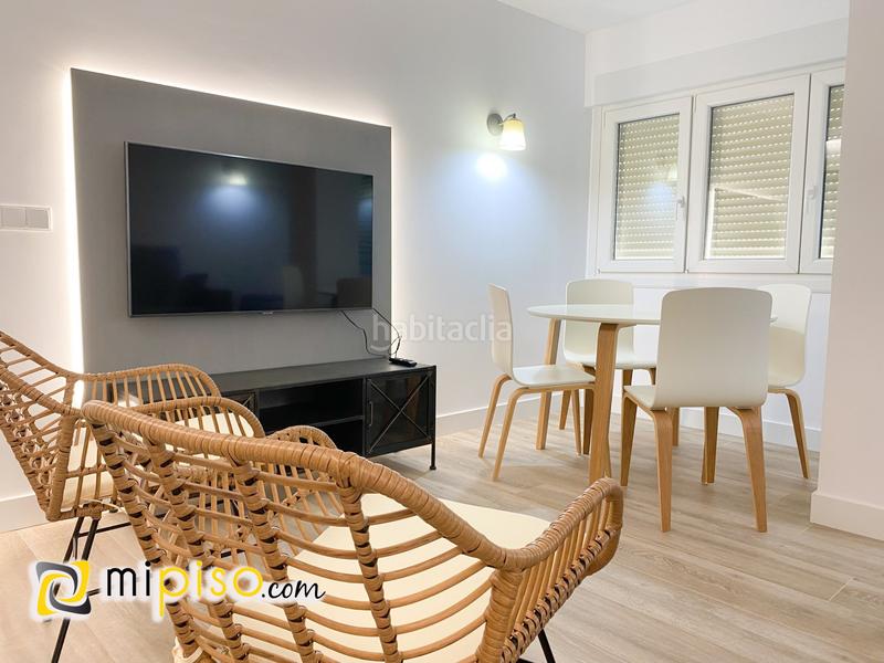 Foto 8e04a53f-4388-4737-9188-bca95d9e68cf. Pis a Zona Playa Laredo