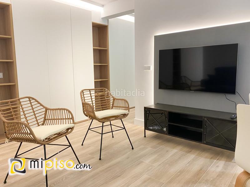 Foto 94de32dd-ea2c-410d-b840-5137f2dbaefe. Pis a Zona Playa Laredo