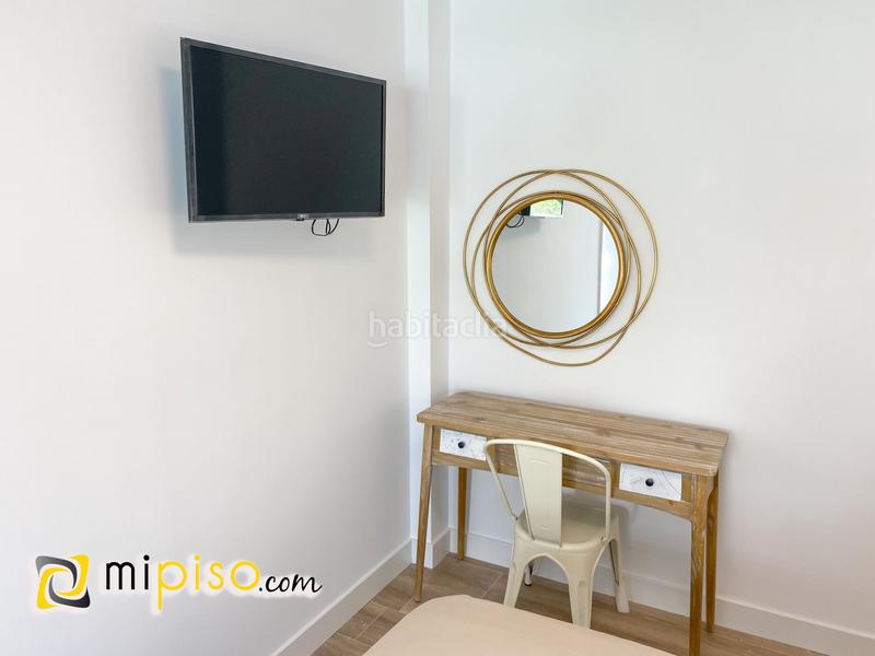 Foto a7538d2c-eb35-49e8-a4d1-9d4359cd63e7. Pis a Zona Playa Laredo