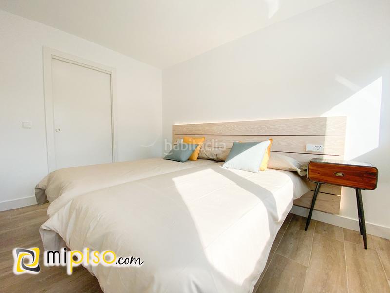 Foto b1daca44-2cbd-4e91-8ca4-a19d4bc68ec5. Pis a Zona Playa Laredo