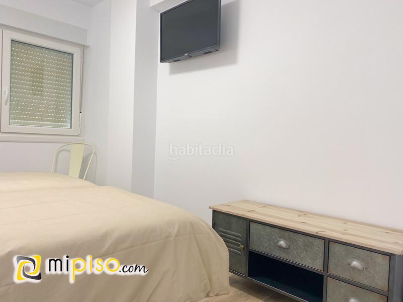 Foto b21a91c7-2414-4a34-8708-e23630cfb9d8. Pis a Zona Playa Laredo