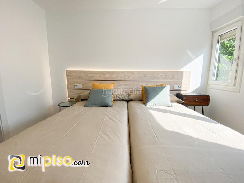 Foto bfb76760-3c73-4935-bcdd-cf5e443da99a. Pis a Zona Playa Laredo