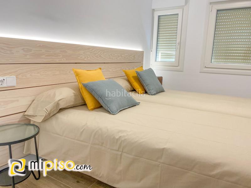 Foto c53e5001-0d1b-43ee-98ab-93585240f551. Pis a Zona Playa Laredo