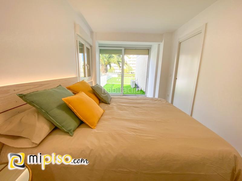 Foto f448bf6f-88b2-4a94-8639-d85a2f88e049. Pis a Zona Playa Laredo