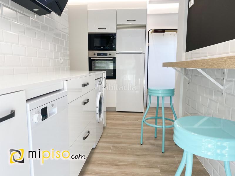 Foto fa02f2d4-089f-43dd-bcdd-c97321d6588c. Pis a Zona Playa Laredo